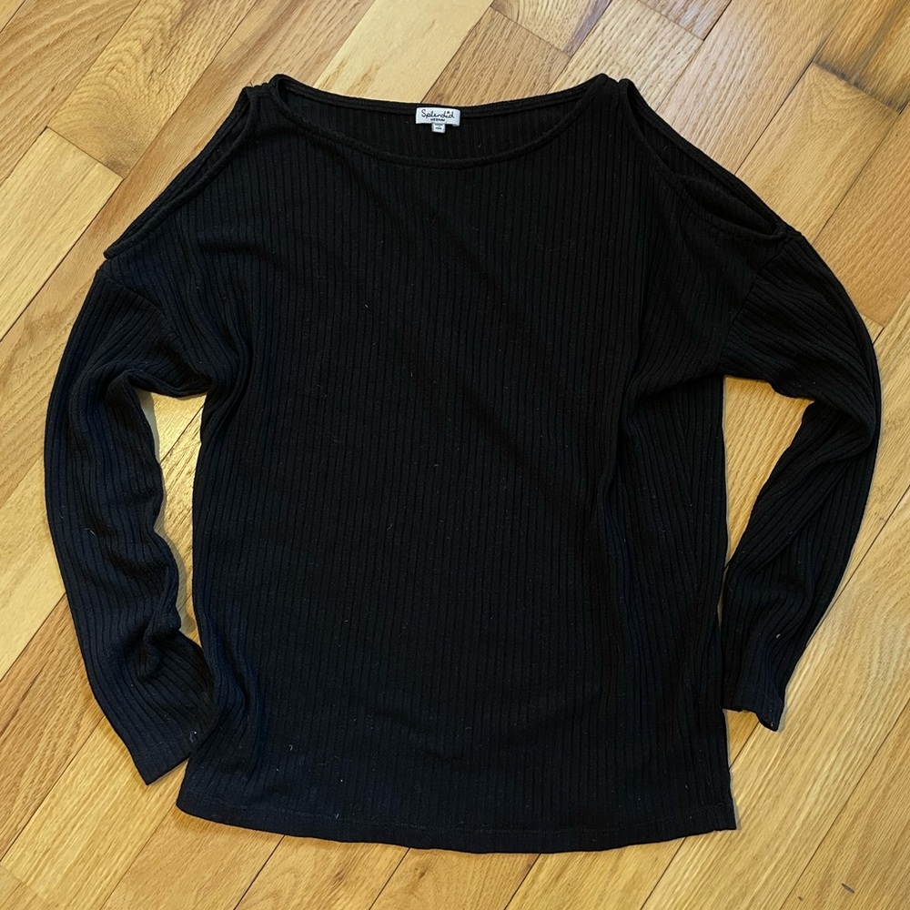 Splendid cold shoulder long sleeve top in black